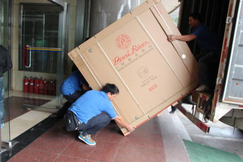 鹿邑钢琴贵重工艺品无忧运